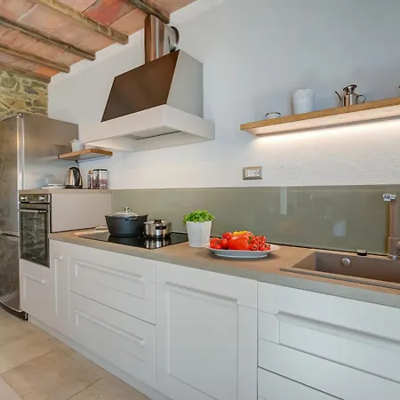 Holiday home Tuscan S Margherita Private Outdoor - Happy *