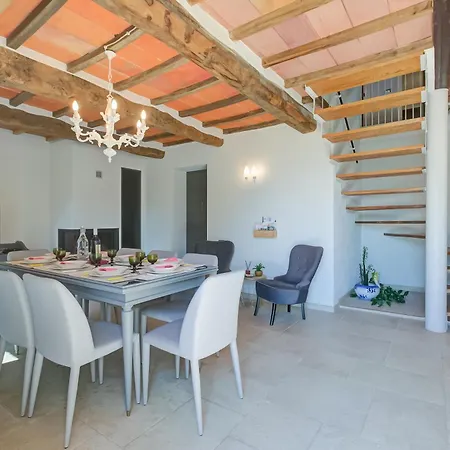 Casale Santa Margherita شقة Bucine